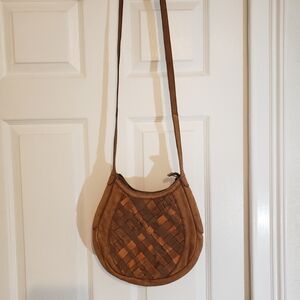 Elegant Brown Woven Shoulder Bag